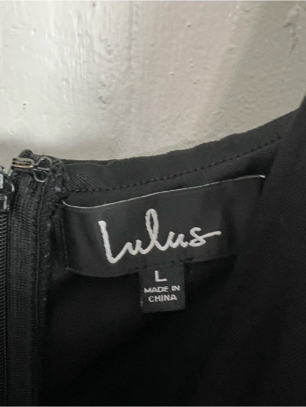 Lulu's Black Surplice Neck Bodycon Dress Size Large Party Cocktail Lulus - Picture 2 of 4